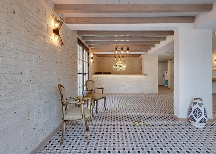 Atrium Tas 酒店 Çeşme