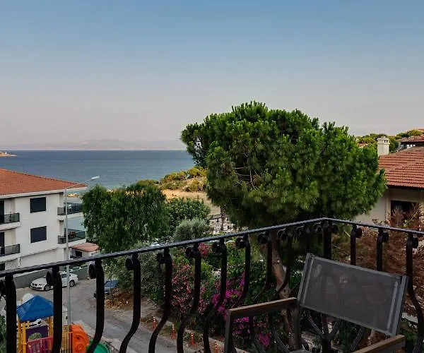 Atrium Tas 酒店 2*